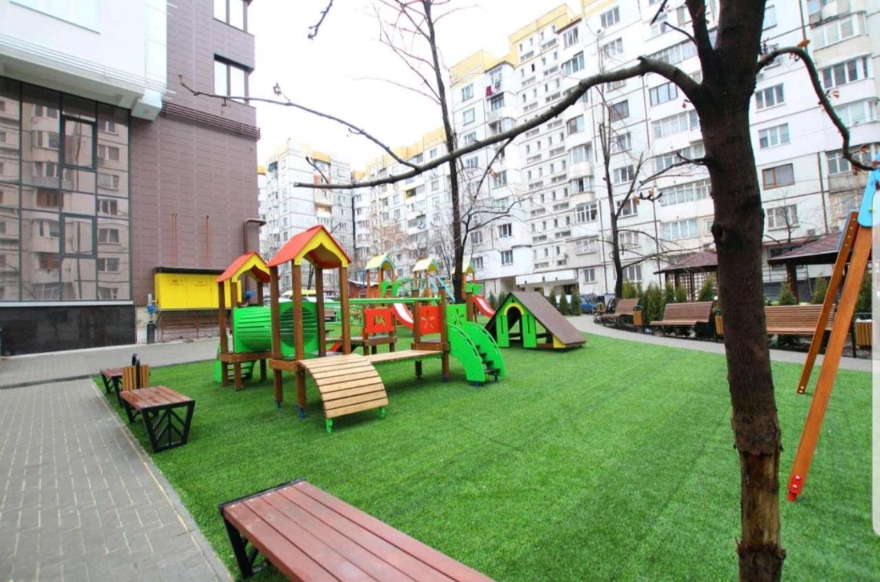 Main Street Sky House Apartments Chişinau Exteriör bild